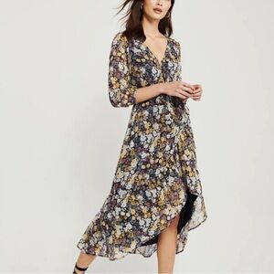 Abercrombie & Fitch Cut-Out Black Floral High-Low Midi Dress Size Small